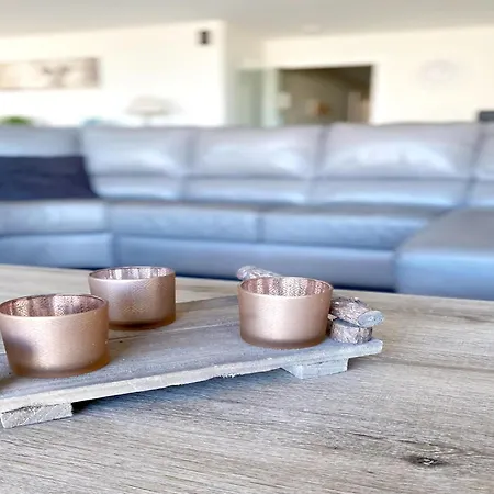 Seaside With Stunning Views ミデルケルケ